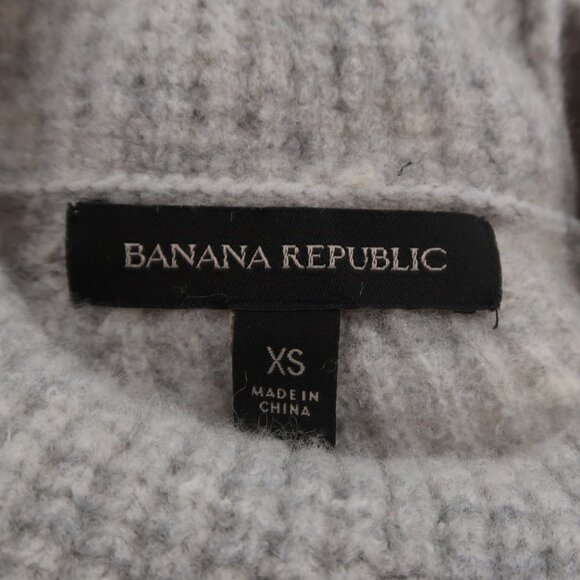 Banana Republic Women's Gray Mock Neck Sweater Size XS - Picture 2 of 5